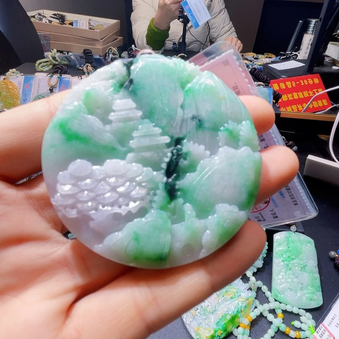 颈饰未镶嵌翡翠一