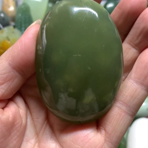 蛇纹石玉未镶嵌手把件