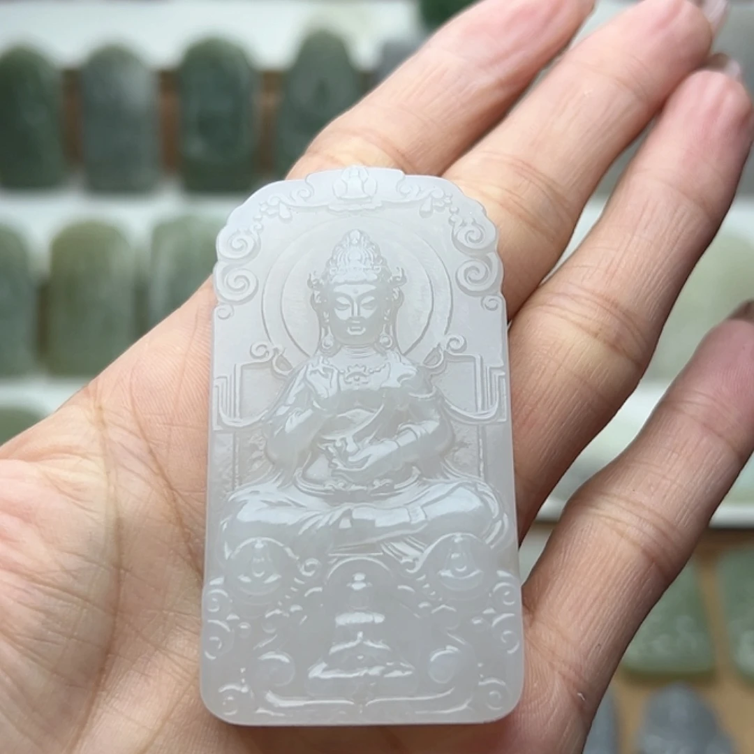 带***土和田玉未镶嵌颈饰