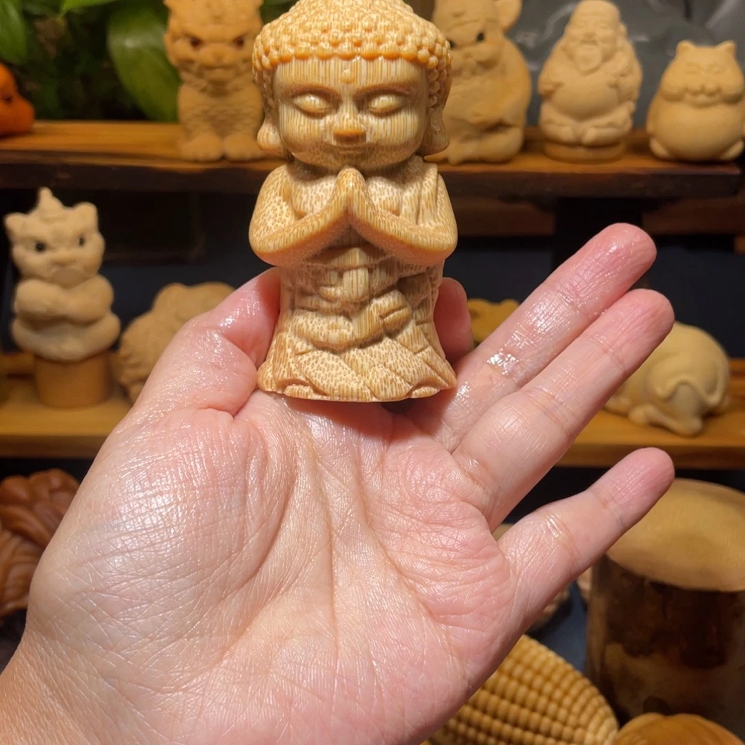 香榧木竹雕的雕刻手法是采用雕刻技术