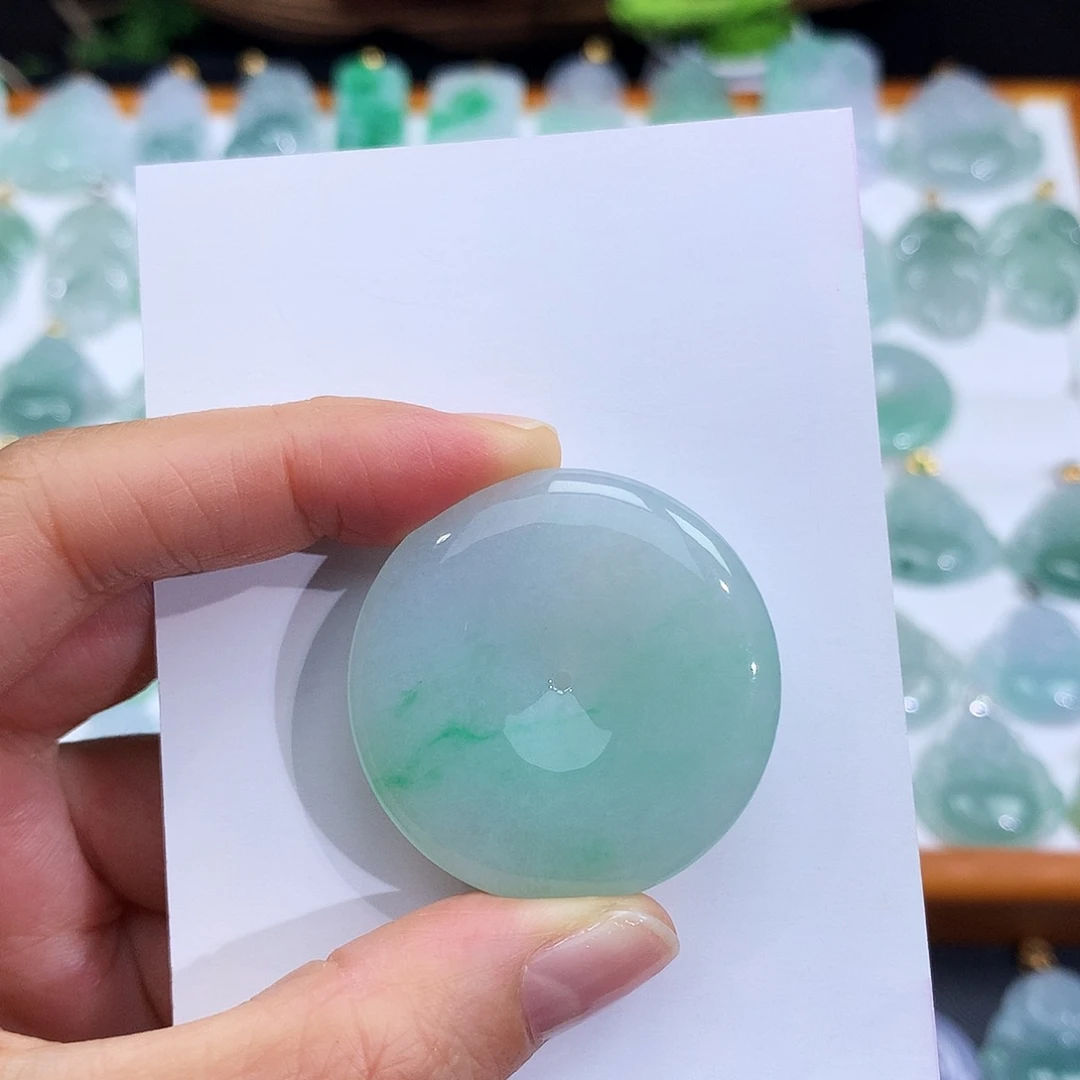 翡翠未镶嵌颈饰翡翠吊坠