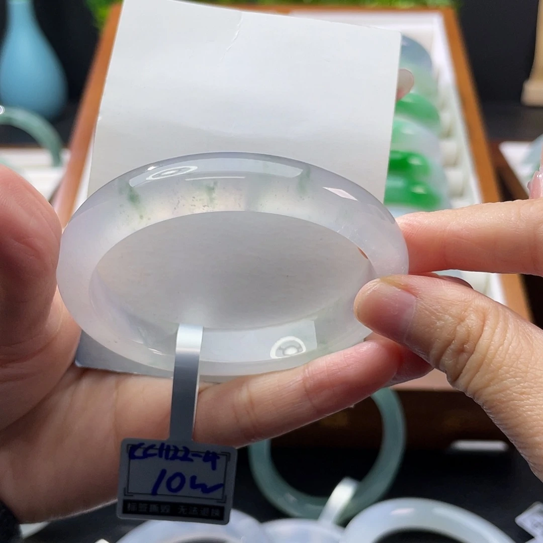 翡翠未镶嵌手镯53.5贵妃白冰