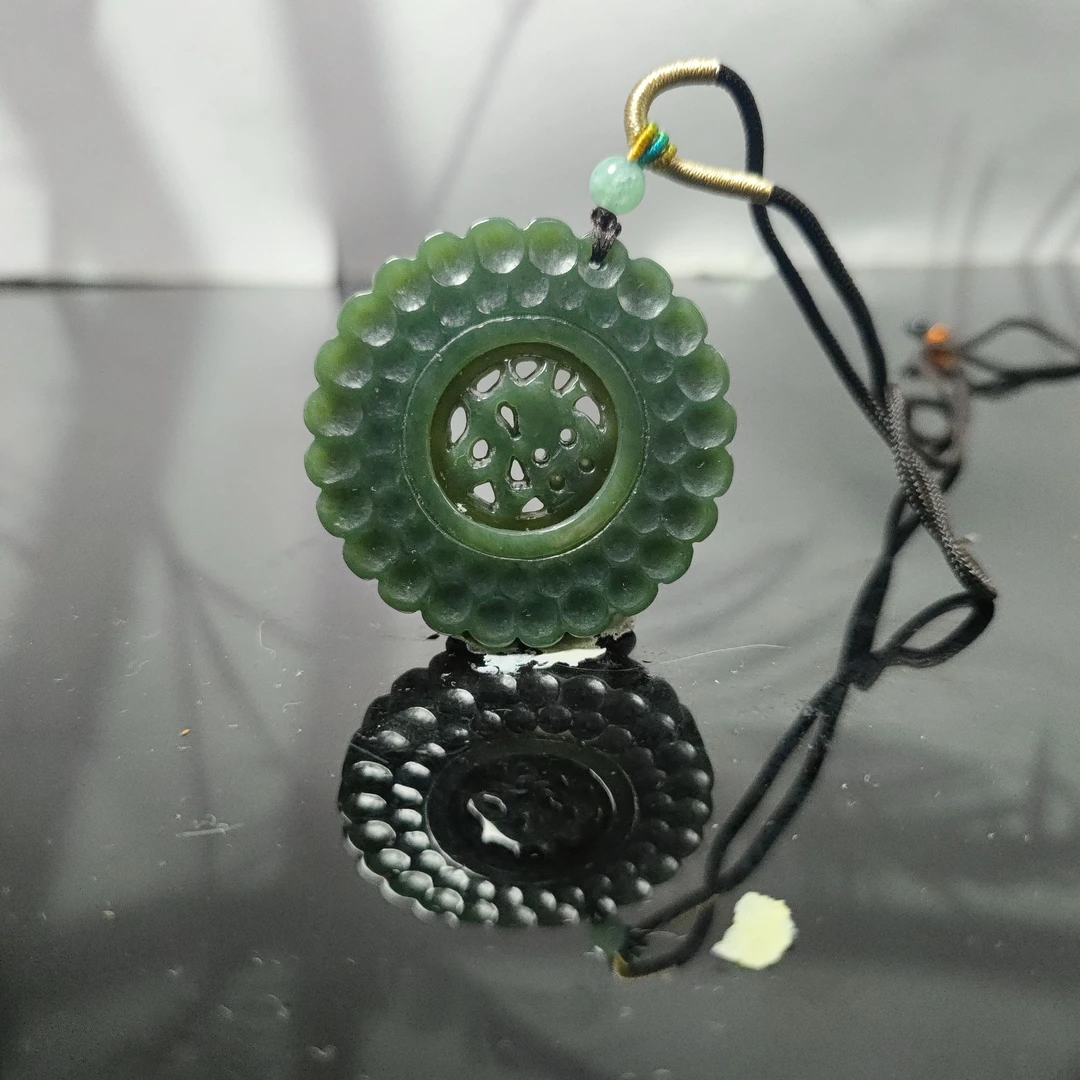 Q和田玉时来运转吊坠0048