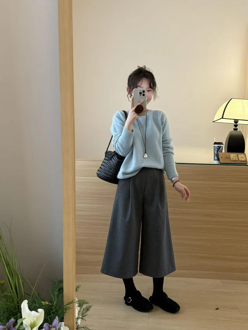2025秋季新款韩系高级感慵懒风超好看软糯针织上衣百搭休闲裤套装