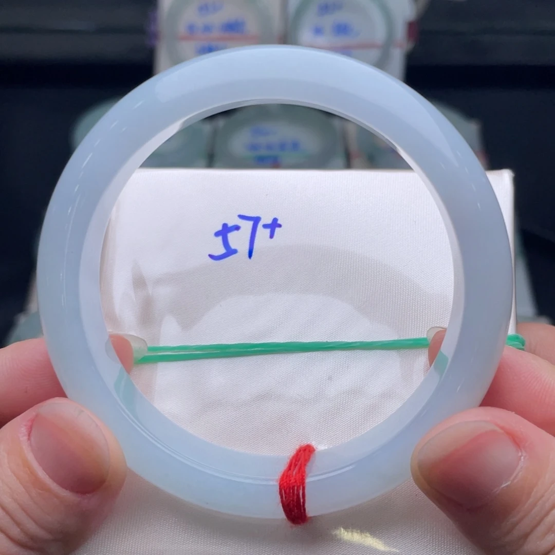 翡翠未镶嵌手镯翡翠手镯9