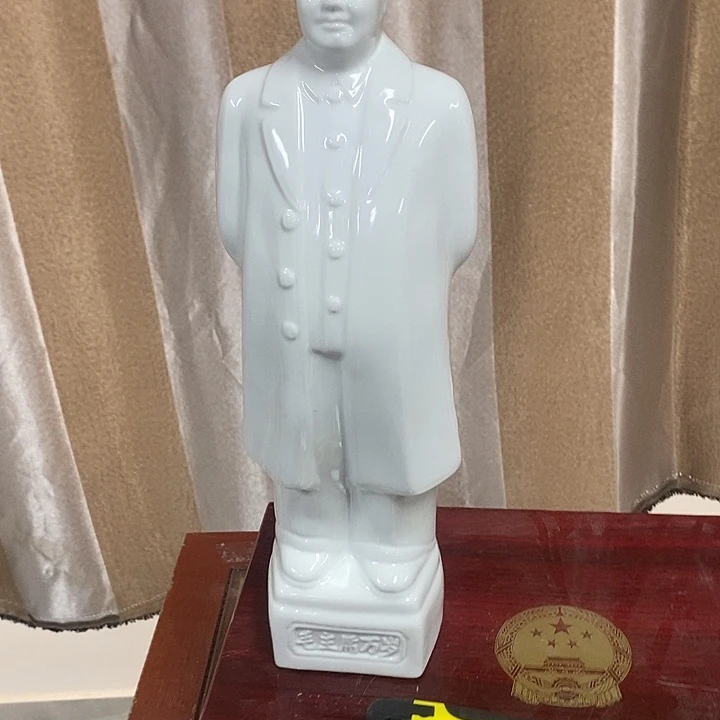 摆件红色站像1111111111111