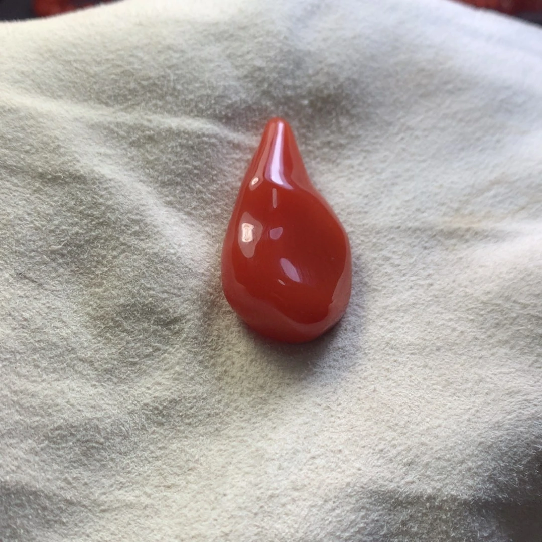 未镶嵌挂坠南红玛瑙