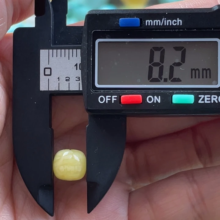 【闪购商品】琥珀裸石未镶嵌24号