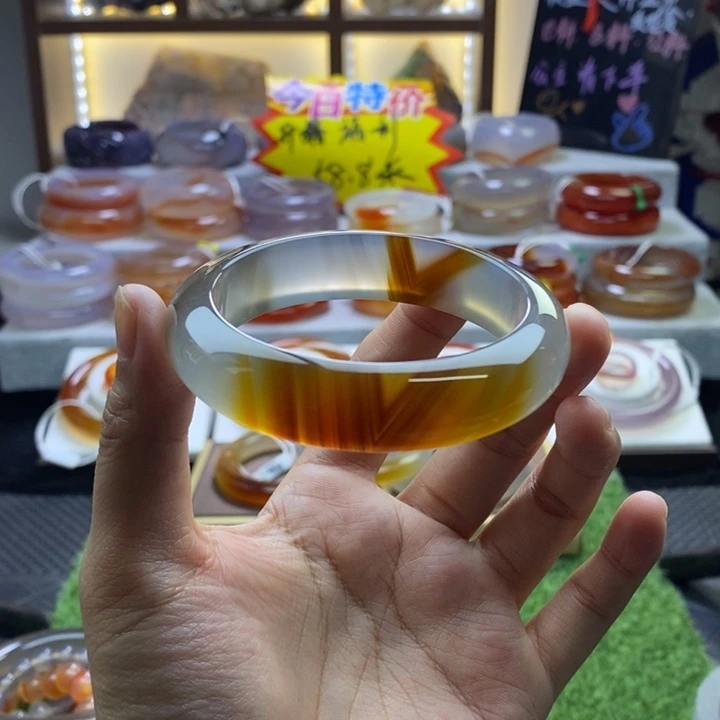 手镯玛瑙/玉髓未镶嵌