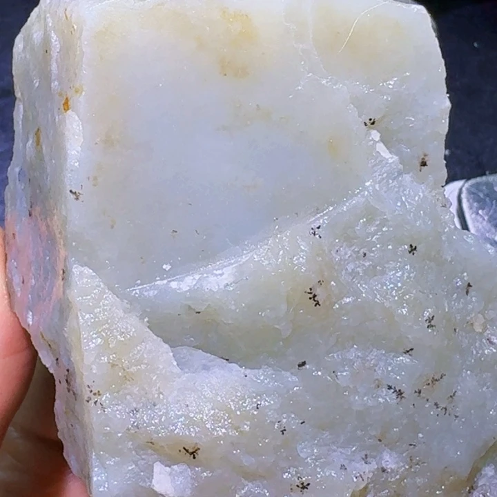 未镶嵌和田玉（糖玉）珠宝半成品