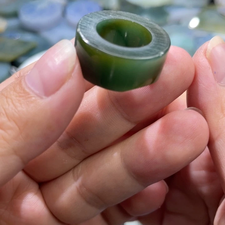 定制翡翠未镶嵌天然翡翠特色黄绿8-16