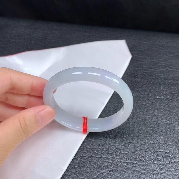 小***呀翡翠未镶嵌手镯（贵妃镯）53.4-47.2-12.8-7.3