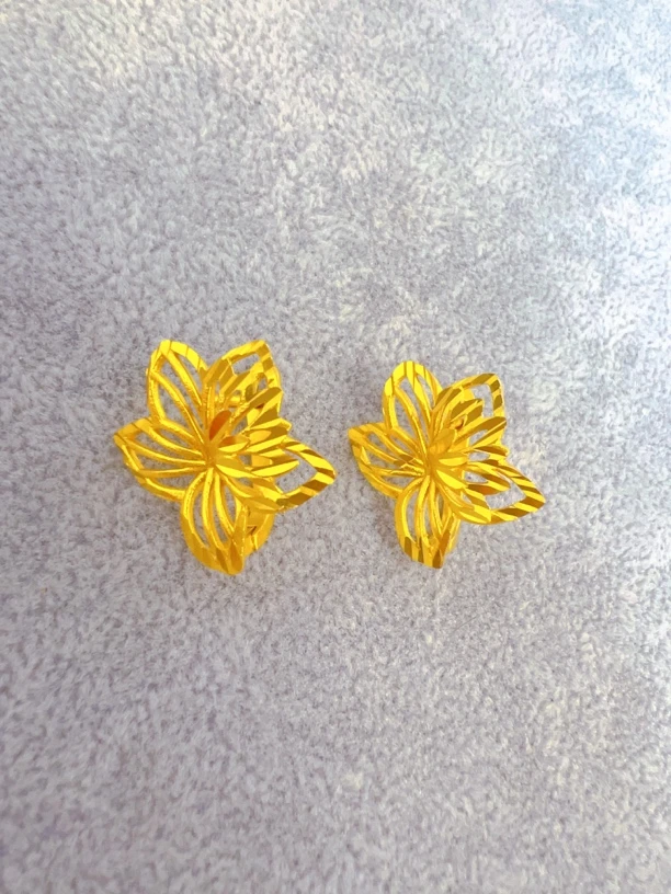 铜合金耳饰 铜合金耳饰 耳环女款气质时尚百搭简约精美花戒精致