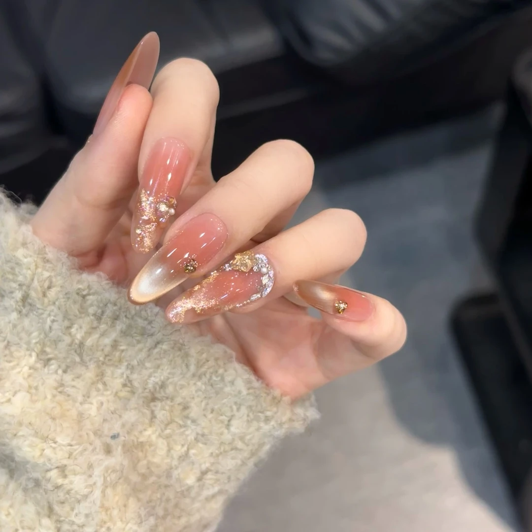 【慕秋】-初秋的第一幅氛围感显白款美甲带回家