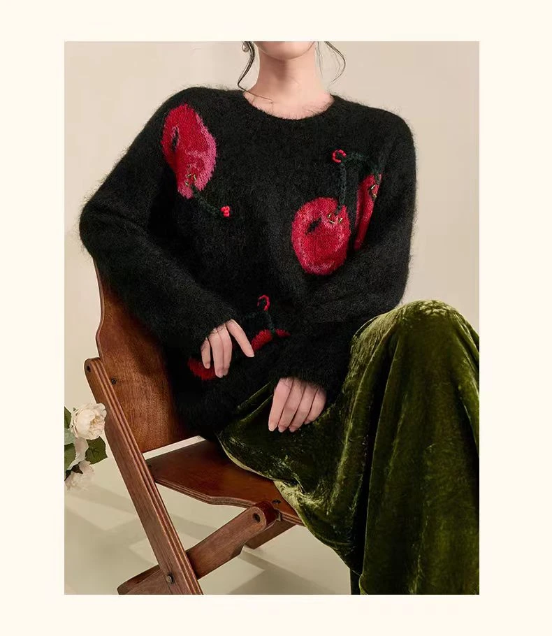 法式复古樱桃提花针织衫毛衣女秋冬高级感软糯宽松水貂毛圆领上衣