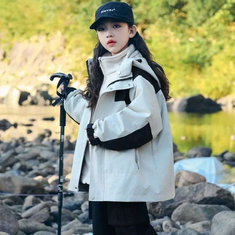 女童秋冬款三合一冲锋衣可拆卸2025新款儿童女大童加厚外套潮