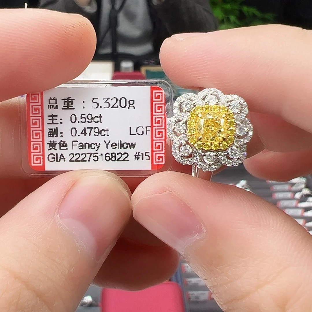 钻石戒指/指环18K金镶嵌