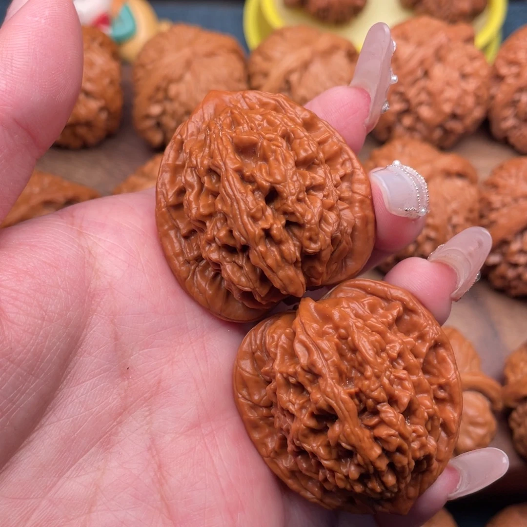 文玩核桃把件全品精配山地虎头40，大克重