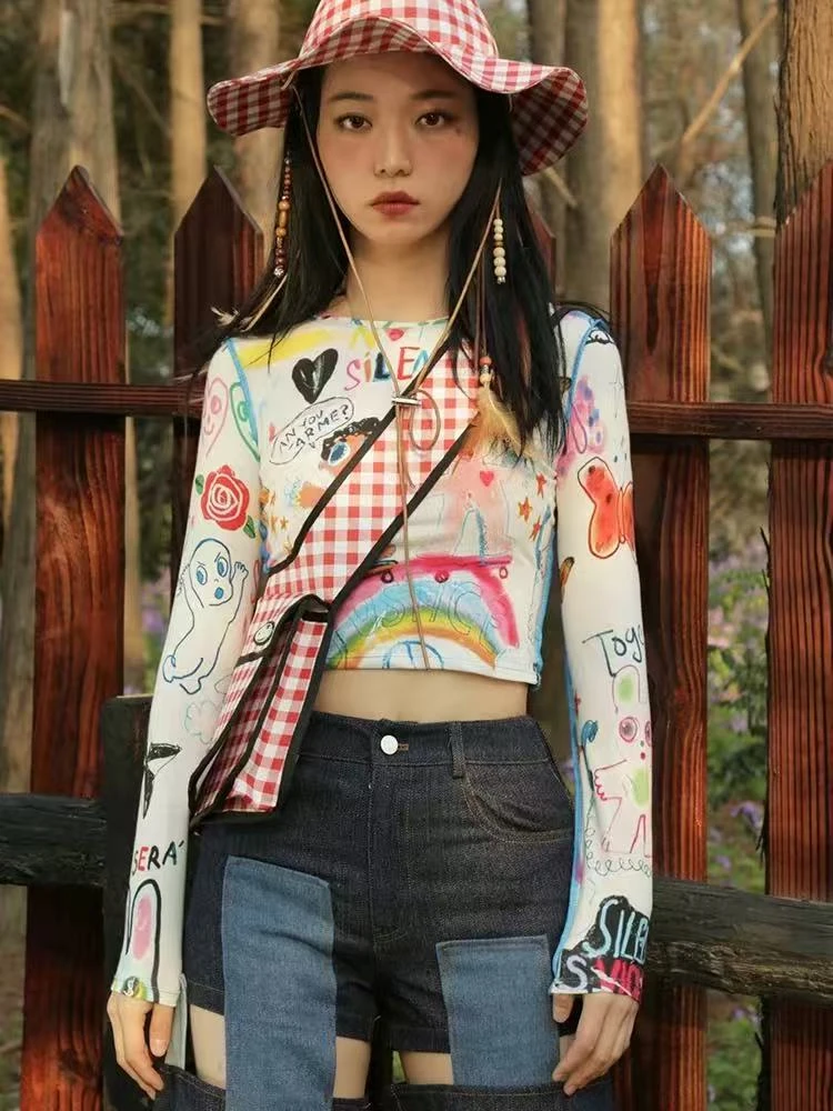 （D3-2）少女抽象涂鸦长袖上衣