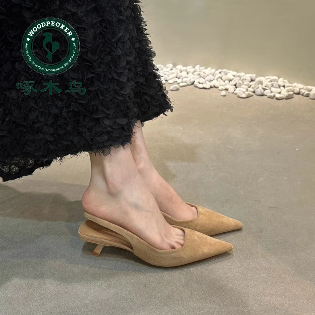 啄木鸟法式复古尖头凉鞋女款气质包头春夏绒面细跟高跟鞋后空单鞋