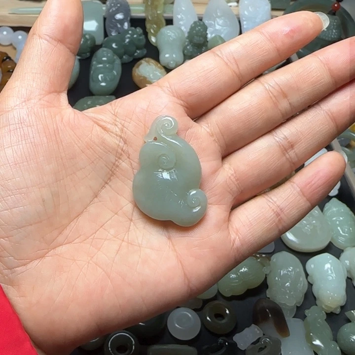 和田玉挂件未镶嵌