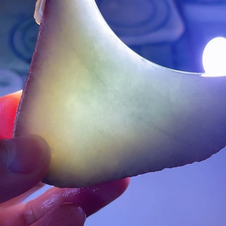 翡翠颈饰未镶嵌毛料29