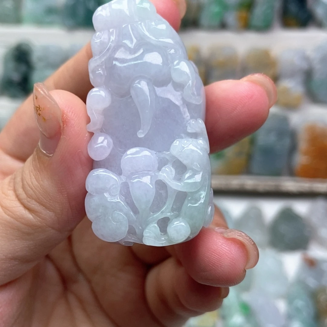 翡翠未镶嵌吊坠(赠链)