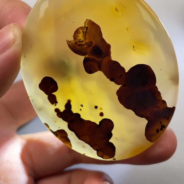 玛瑙/玉髓颈饰未镶嵌羽*