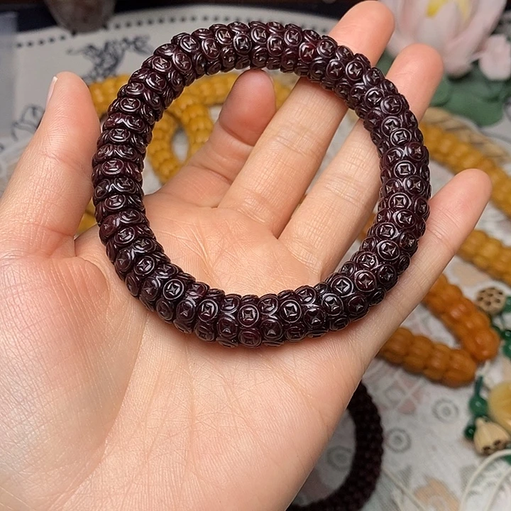 吊坠猴头核桃紫金