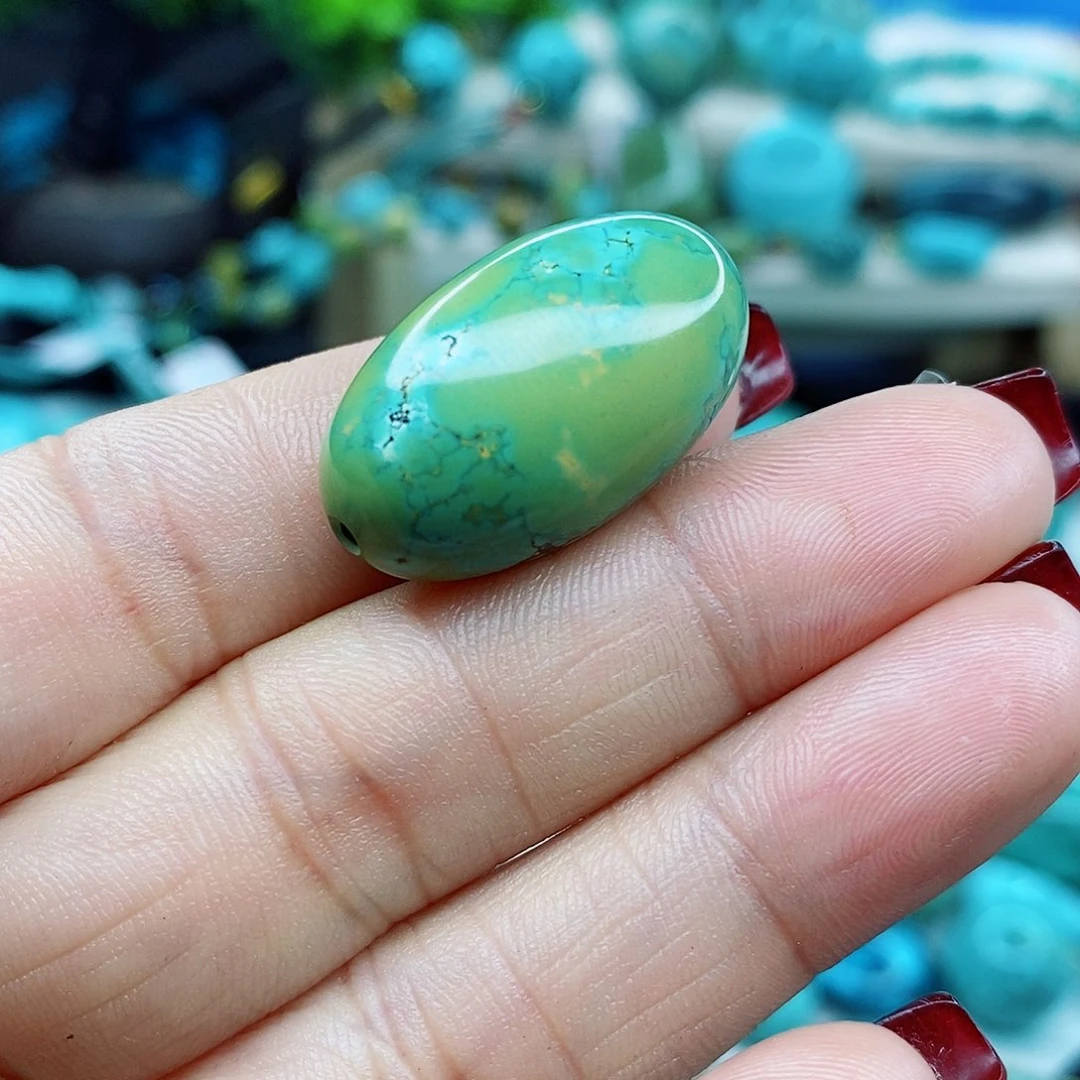 绿松石颈饰未镶嵌