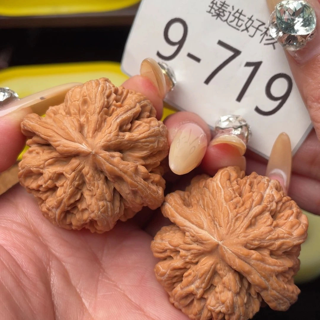 文玩核桃把件44全品大粗筋