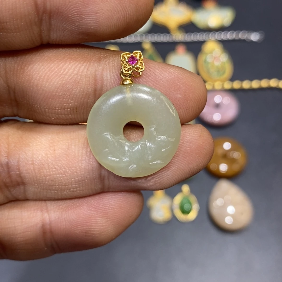 和田玉颈饰银S925镀金镶嵌