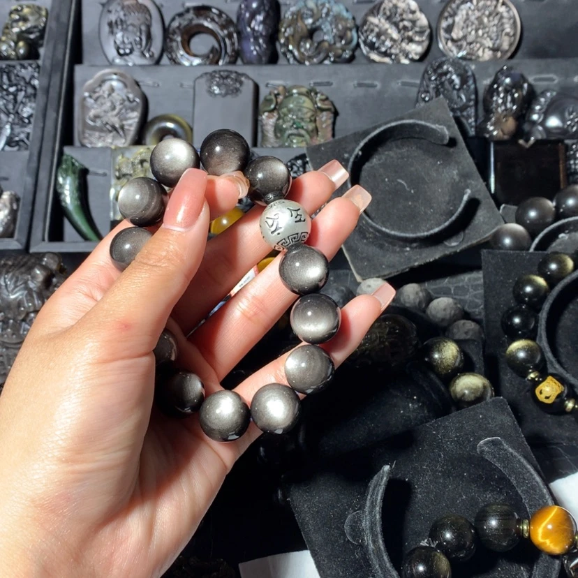 【闪购商品】黑曜岩手串未镶嵌超****3