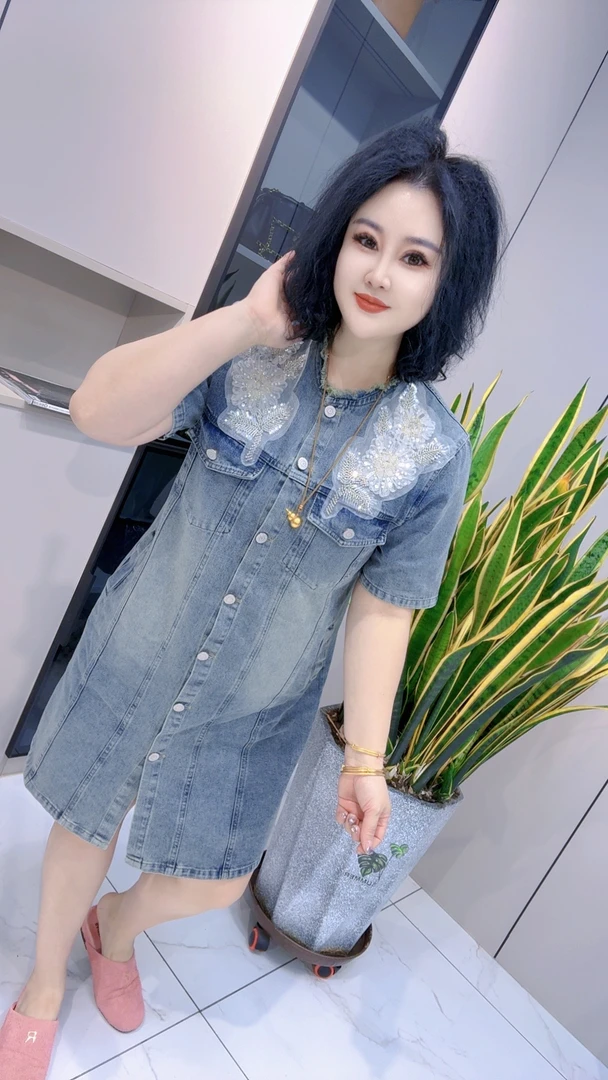 【娟姐精选】6051春季网红款欧货重工肩部珍珠钻洋气时尚欧版牛仔裙