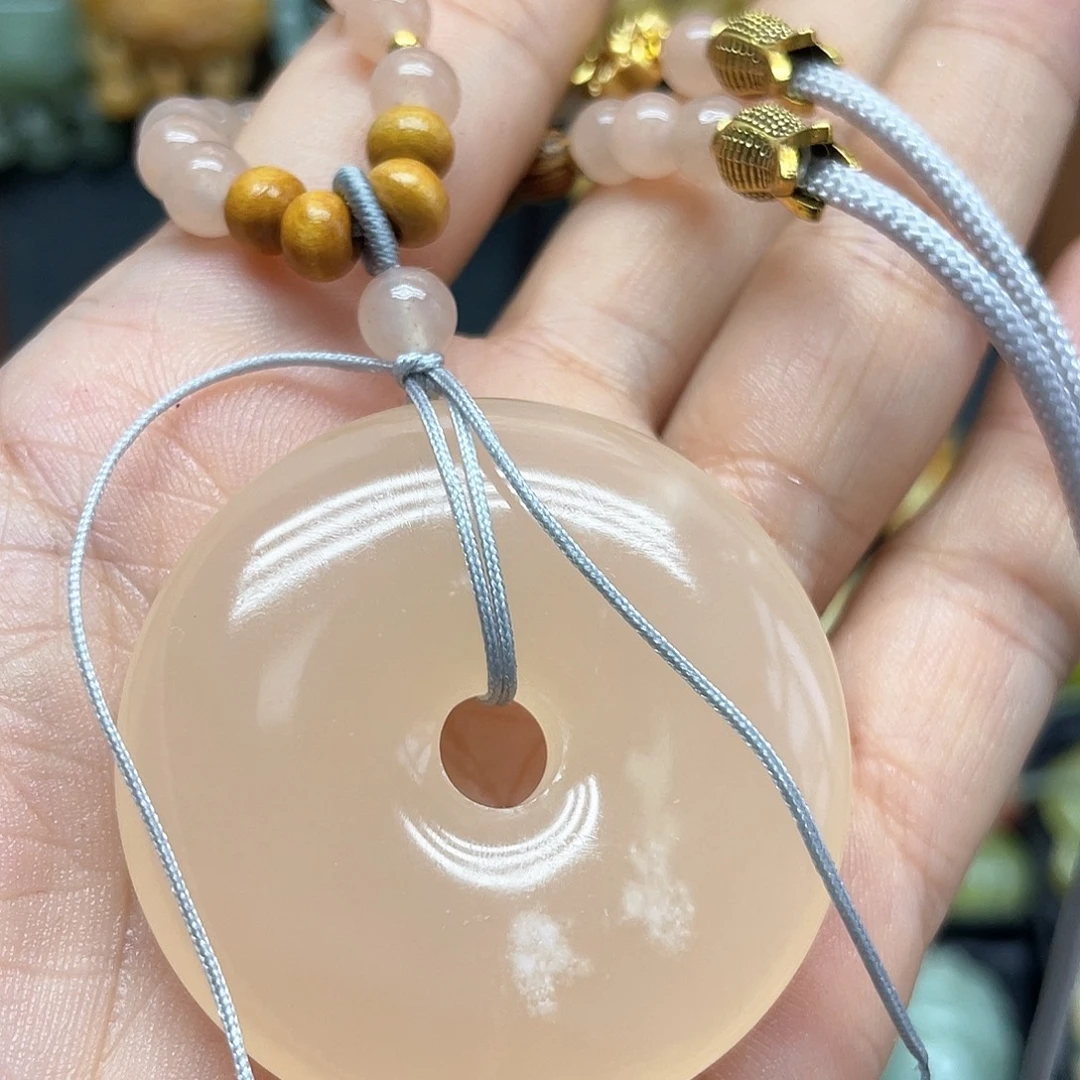 未镶嵌蛇纹石玉颈饰