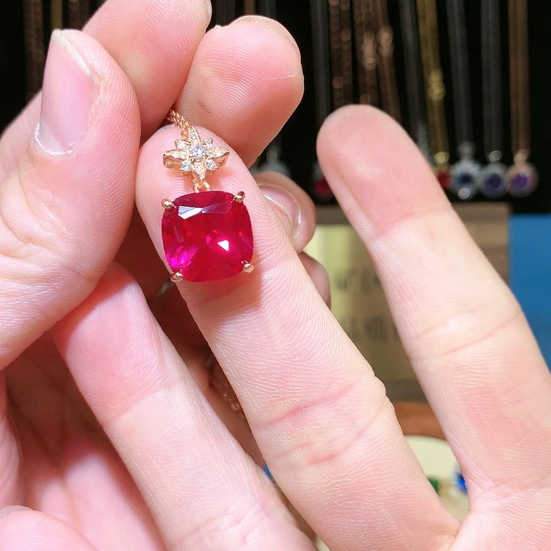 红宝石吊坠(赠链)银S925镶嵌