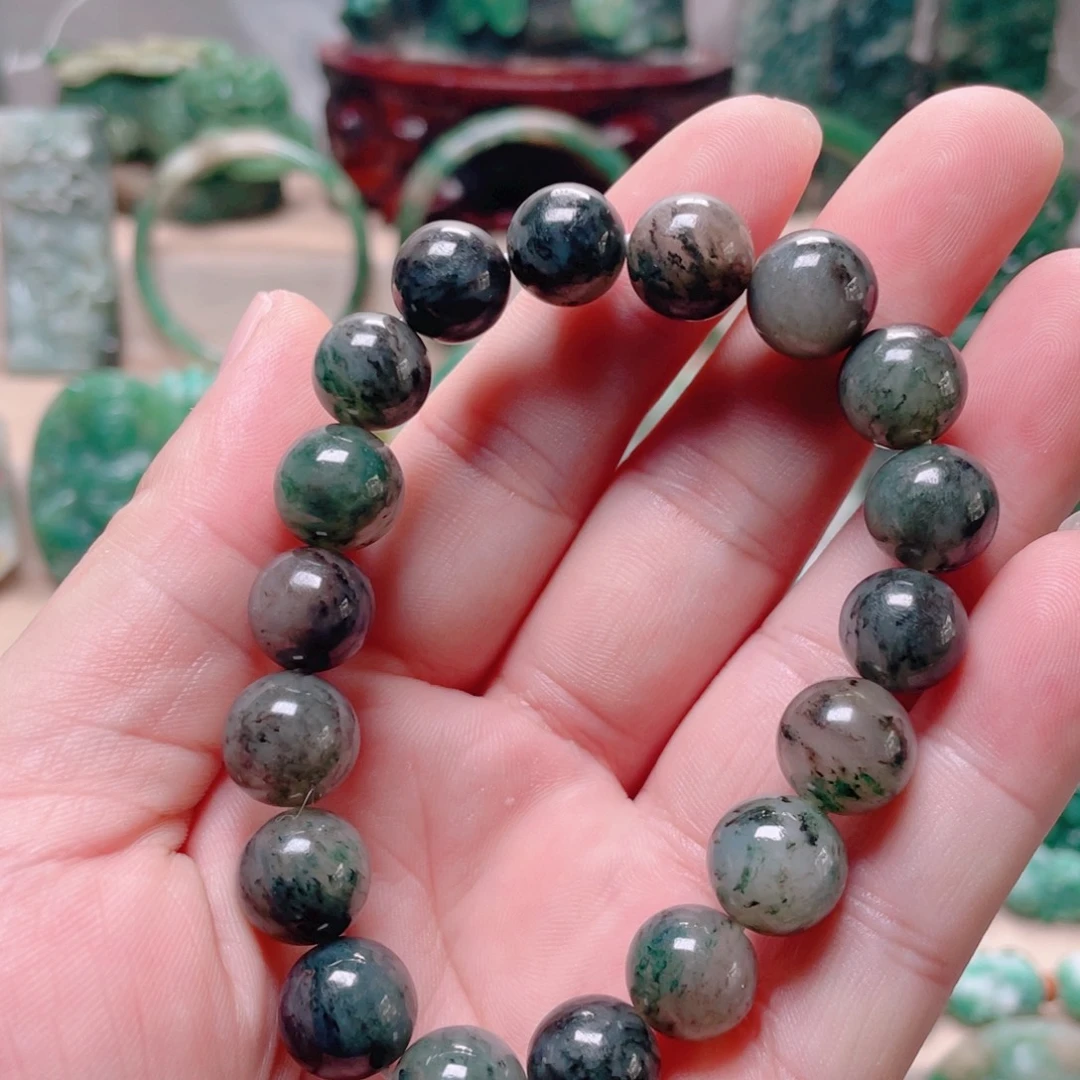 独山玉未镶嵌颈饰