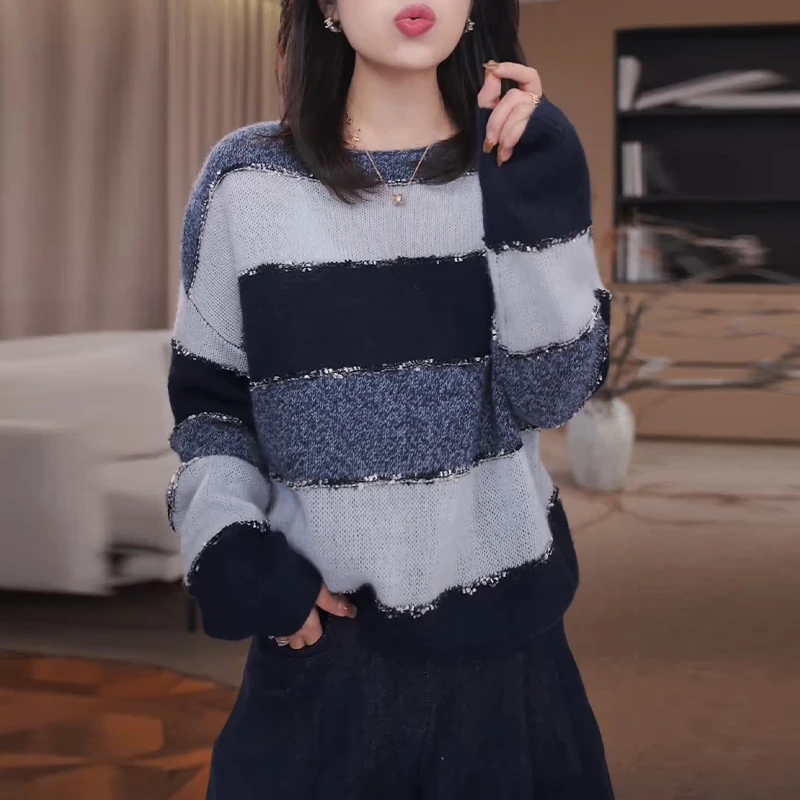 2025年早秋新款韩版时尚复古高级感条纹衣服女洋气圆领长袖针织衫