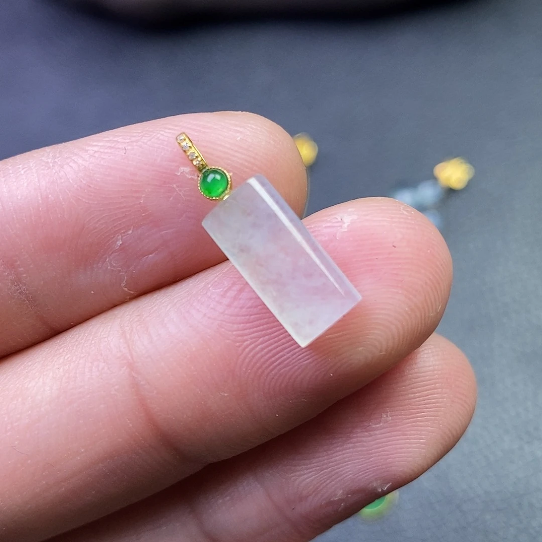 吊坠(不含链)18K金镶嵌翡翠