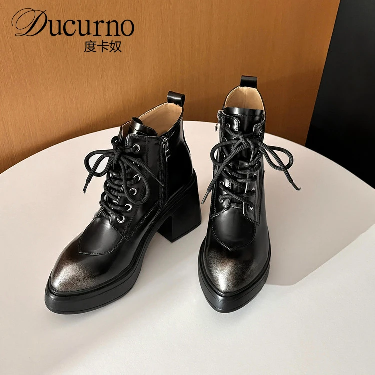 DUCURNO超高跟厚底帅气机车靴女2025新款长靴前系带马丁靴小短靴