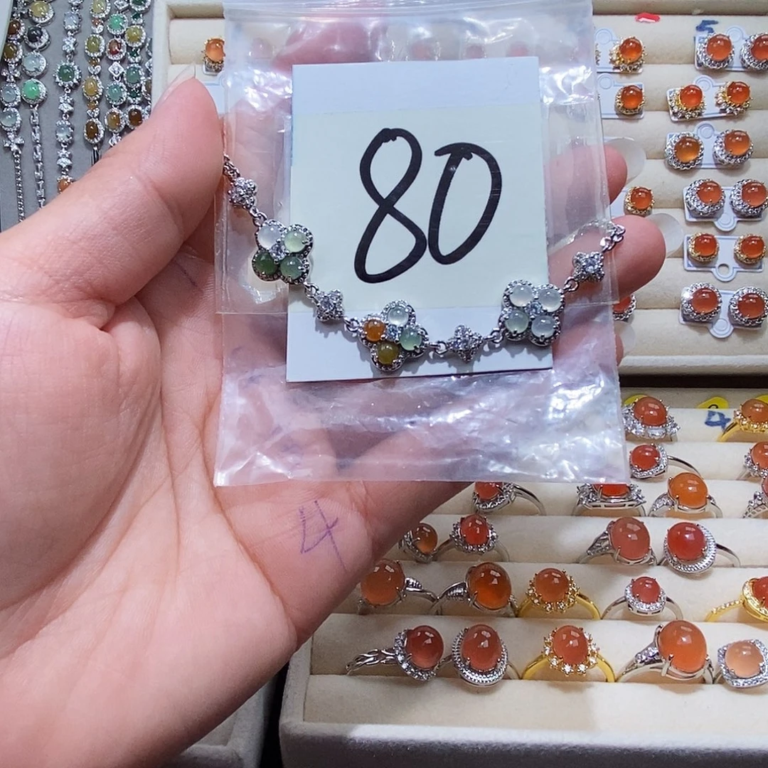 翡翠未镶嵌戒指缅甸