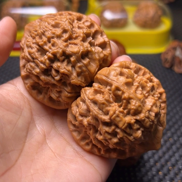 把件文玩核桃人***?福利大官帽