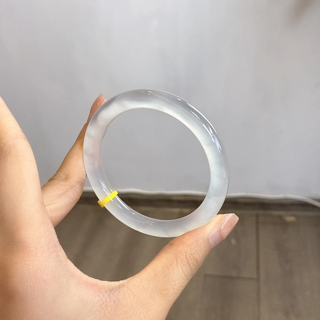 玛瑙/玉髓手镯未镶嵌258