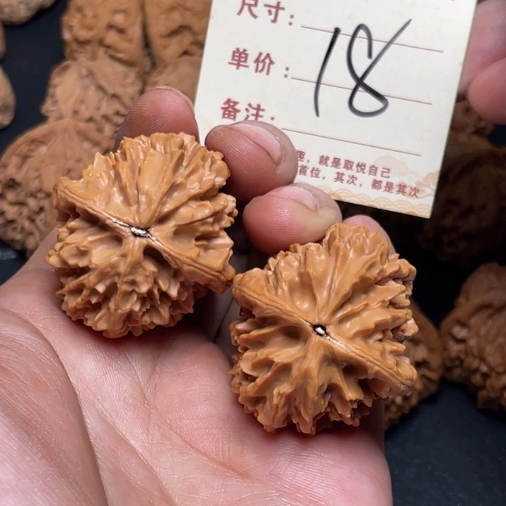 把件文玩核桃招财鼠37尺以打底18