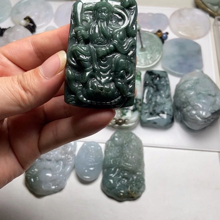 翡翠未镶嵌颈饰玄天大帝28