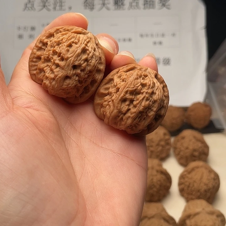 吊坠文玩核桃白狮子