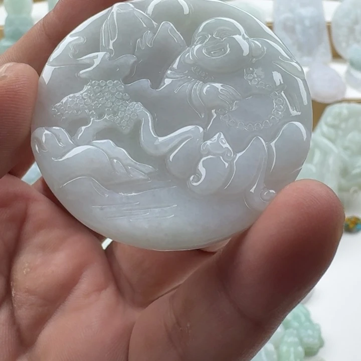 翡翠未镶嵌颈饰天然缅甸A货翡翠