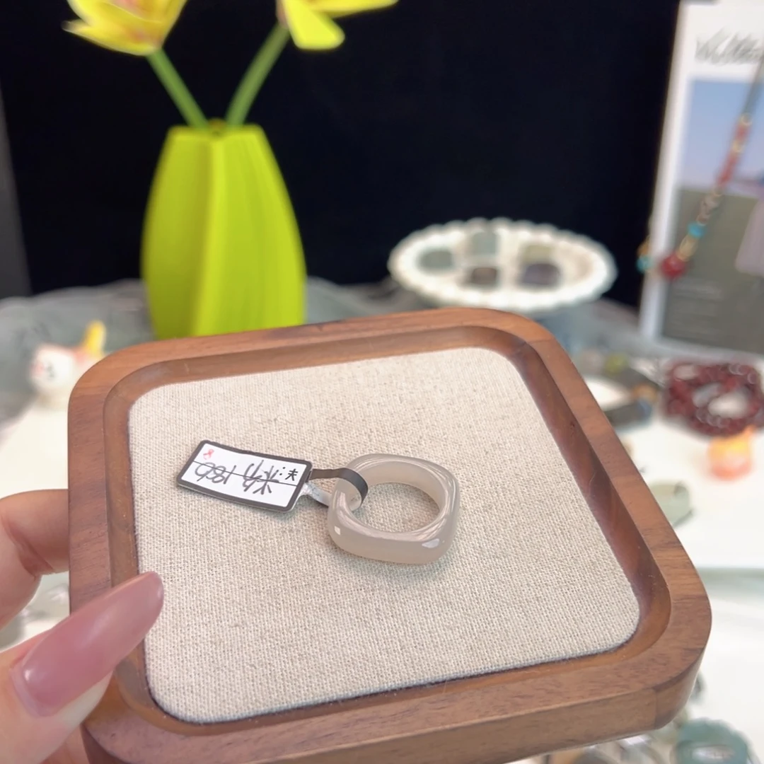 和田玉（糖玉）未镶嵌戒指N116藕粉方圆直径17.9不退换