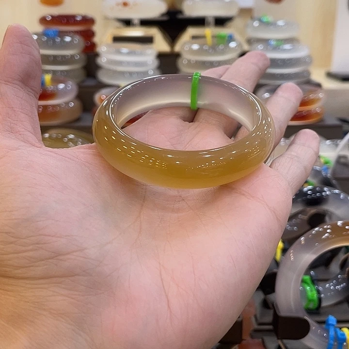 玛瑙/玉髓未镶嵌手镯9