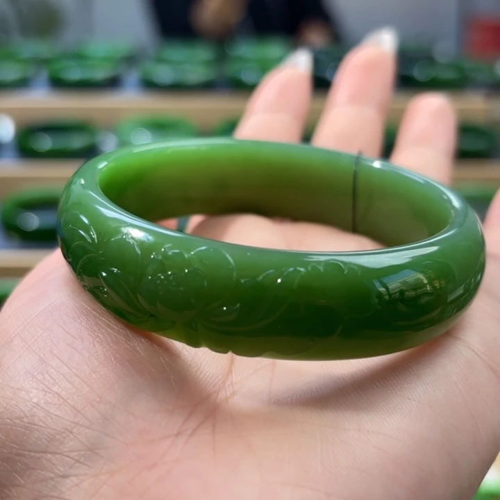 未镶嵌手镯和田玉5758